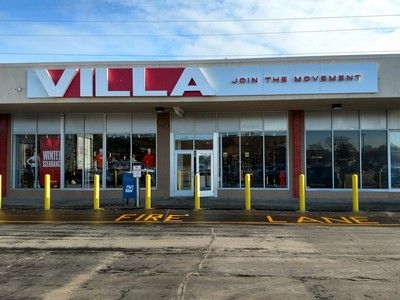 Mill Road Shopping Center: 6406-6450 N 76th St, Milwaukee, WI 53223